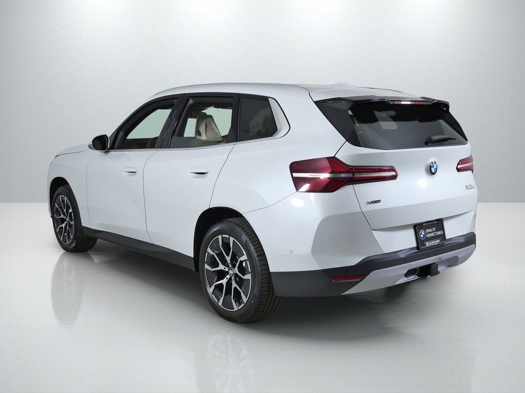 Thumbnail: 2026 BMW X3 - 14