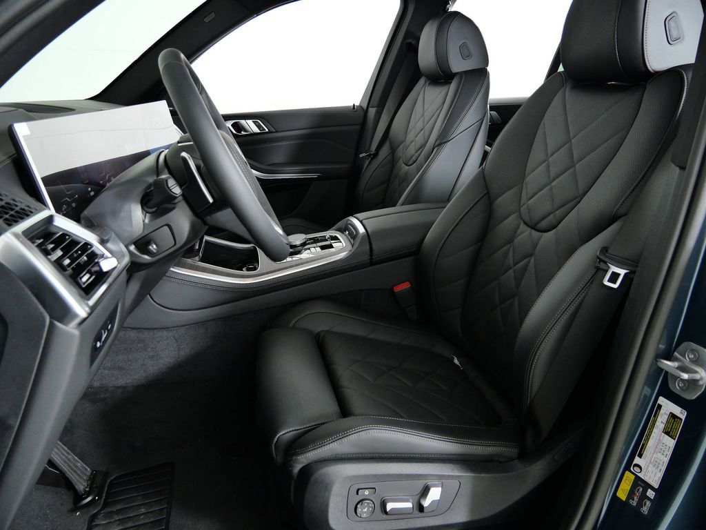 Thumbnail: 2026 BMW X5 - 38