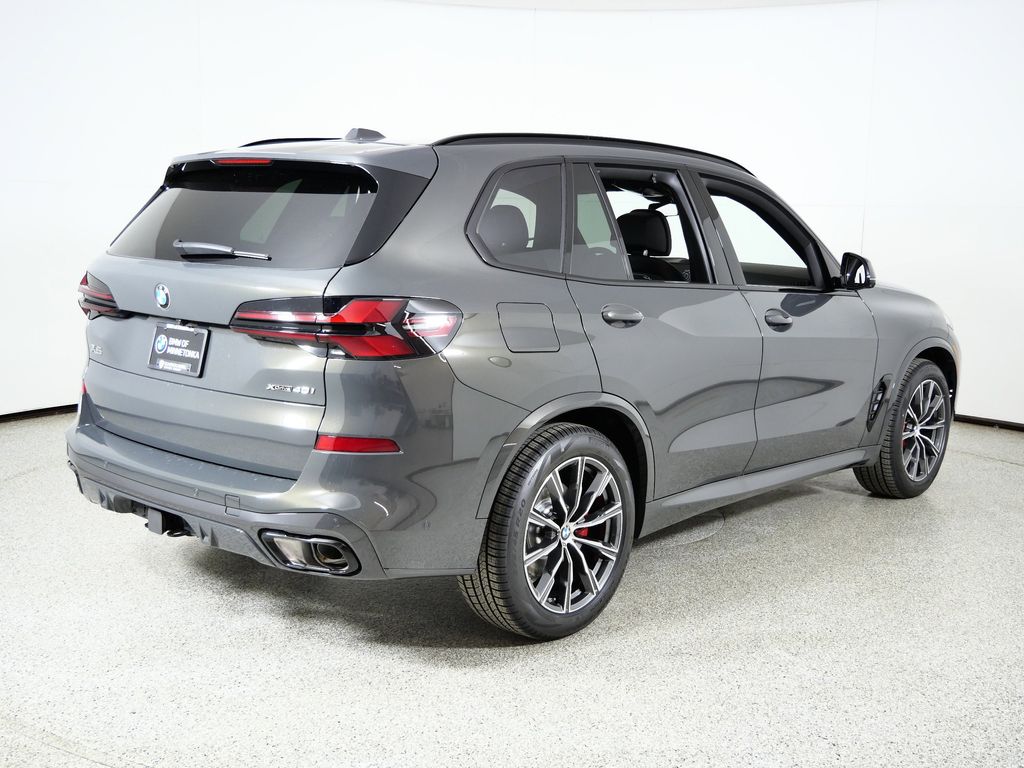 Thumbnail: 2026 BMW X5 - 9