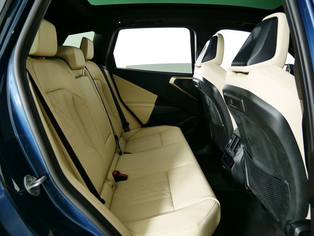 Thumbnail: 2025 BMW X3 - 26