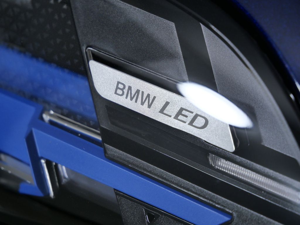 Thumbnail: 2026 BMW X5 - 4