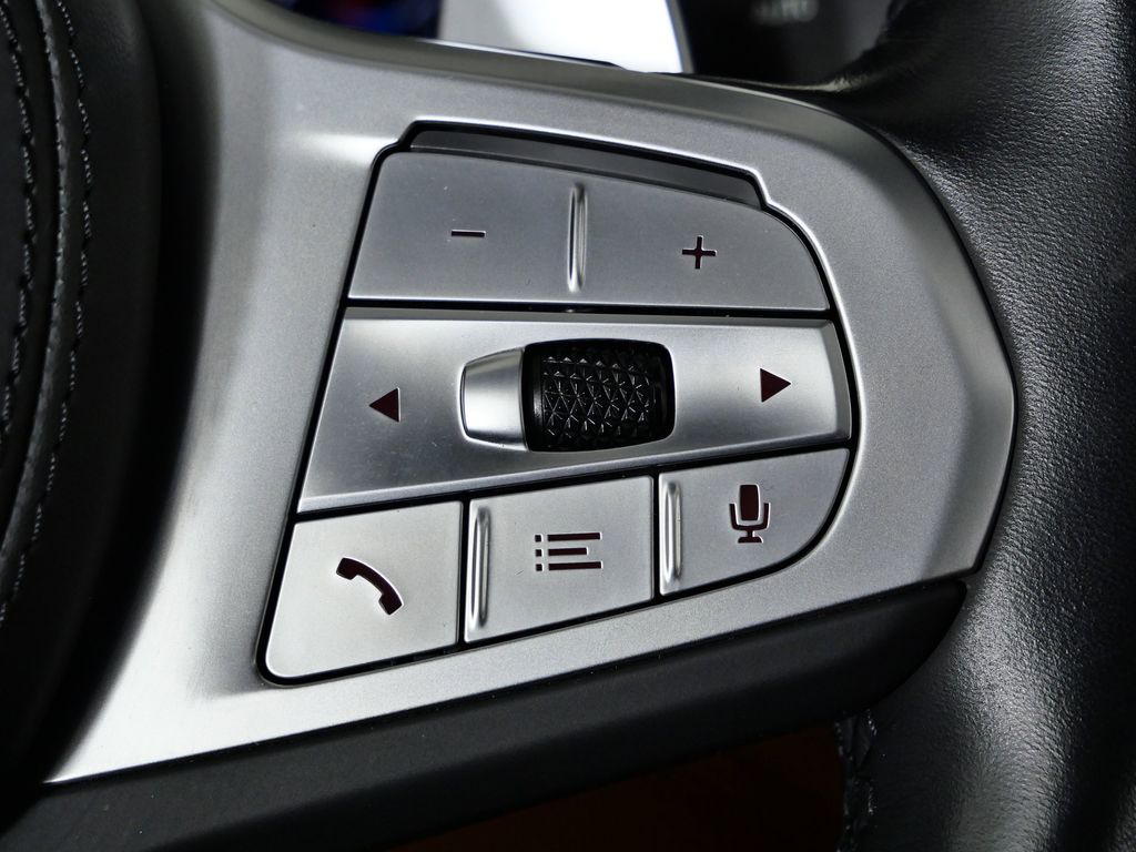 Thumbnail: 2022 BMW 7 Series - 45