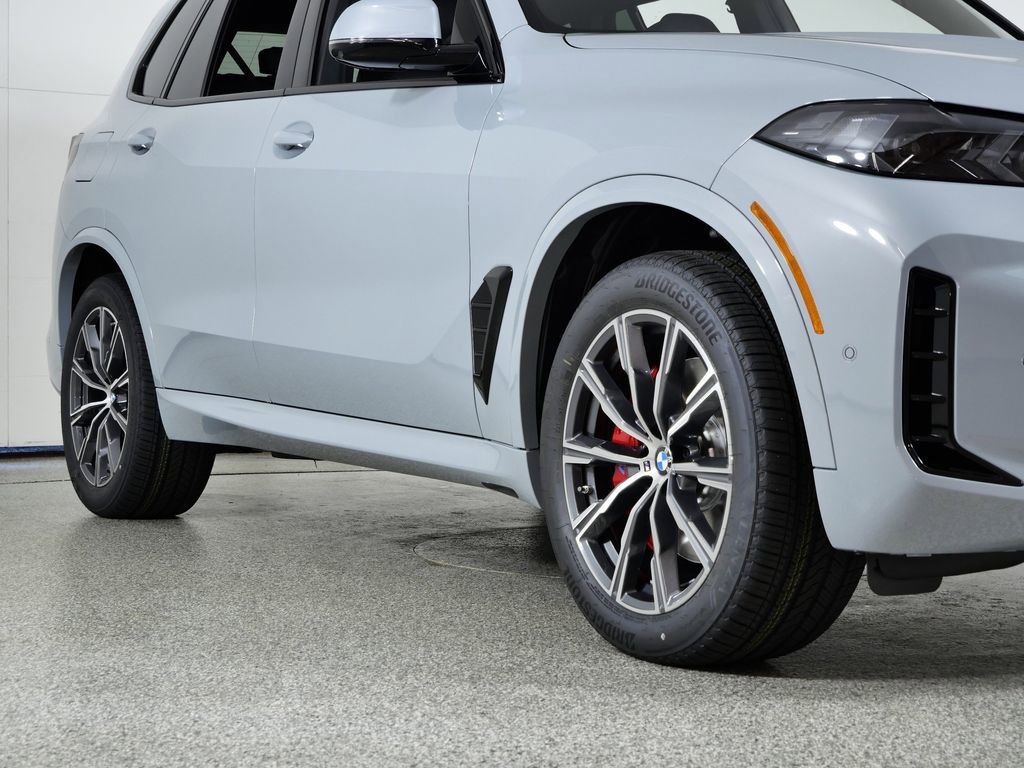 Thumbnail: 2026 BMW X5 - 8