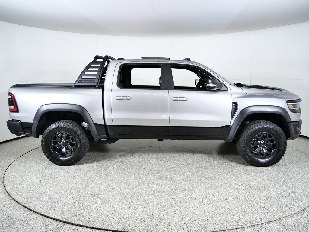 Thumbnail: 2022 RAM 1500 - 9