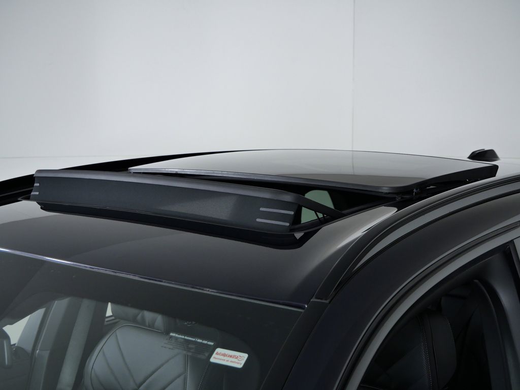 Thumbnail: 2026 BMW X5 - 18