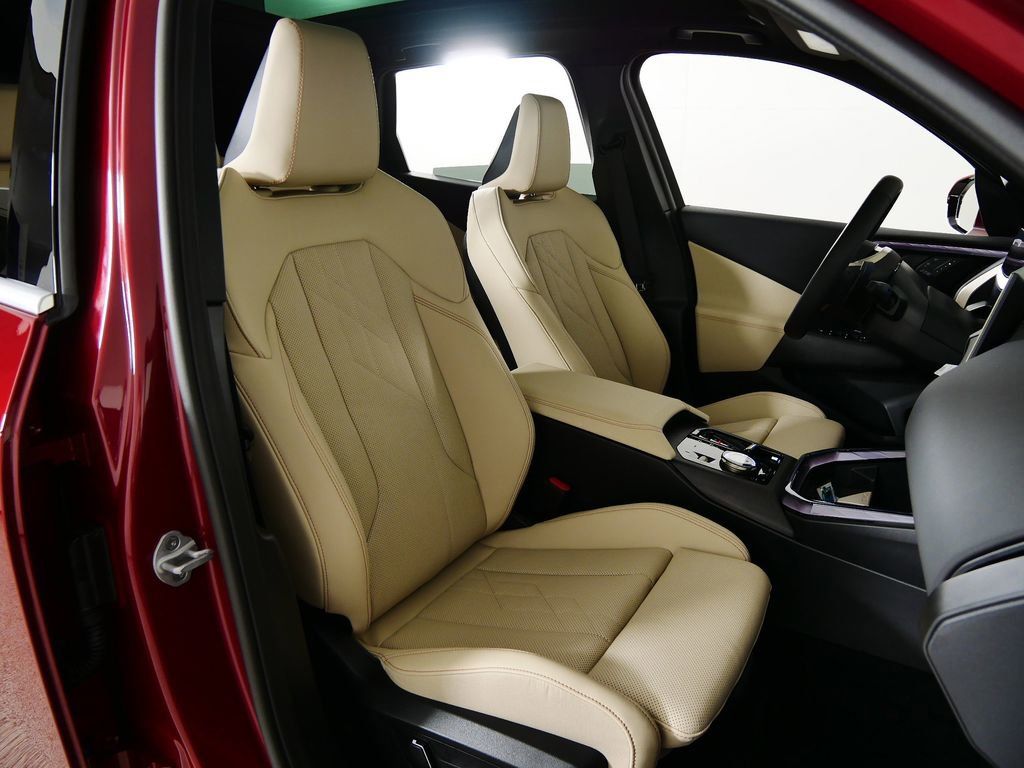 Thumbnail: 2025 BMW X3 - 24