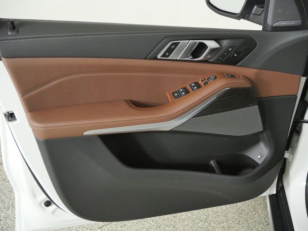 Thumbnail: 2026 BMW X5 - 34