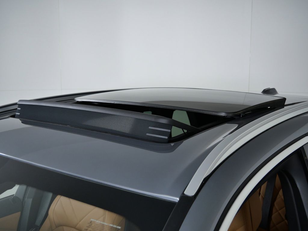 Thumbnail: 2026 BMW X5 - 18