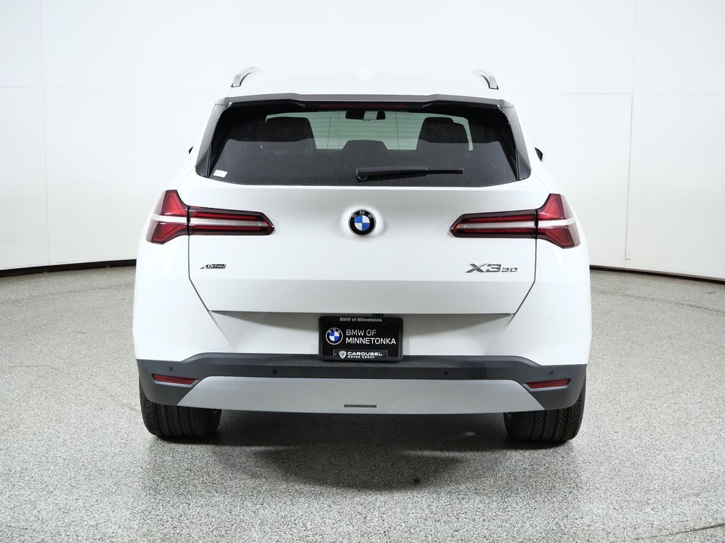 Thumbnail: 2026 BMW X3 - 10