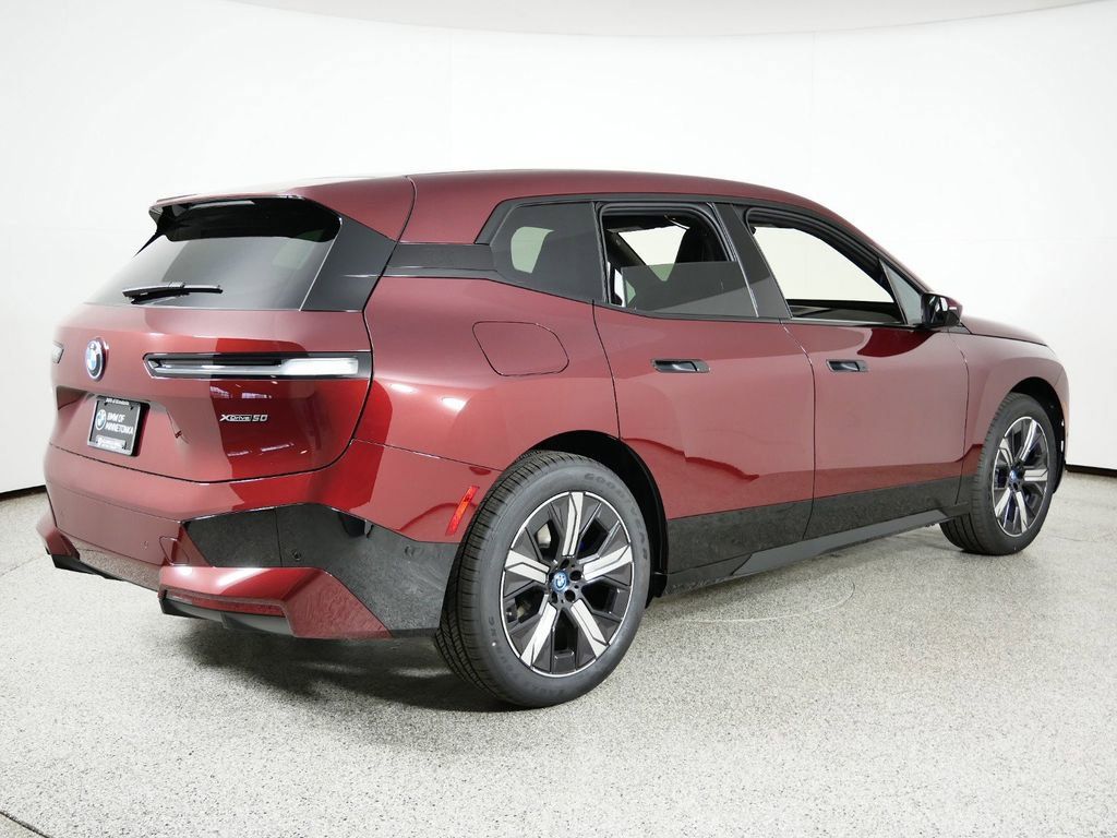 Thumbnail: 2025 BMW iX - 12