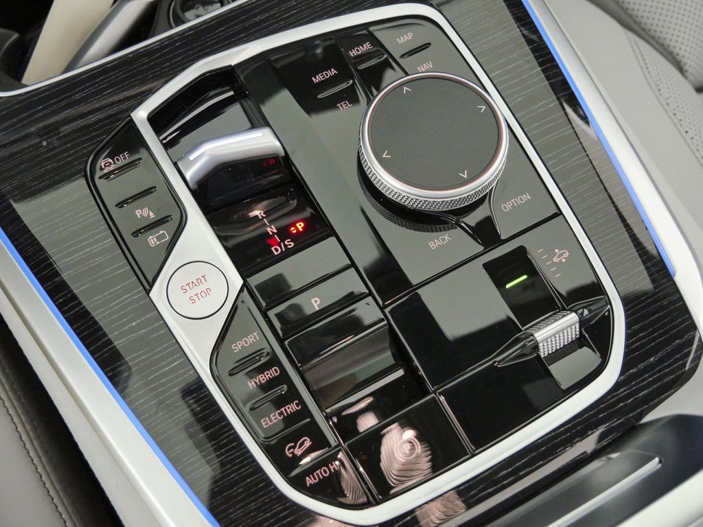 Thumbnail: 2026 BMW X5 - 48
