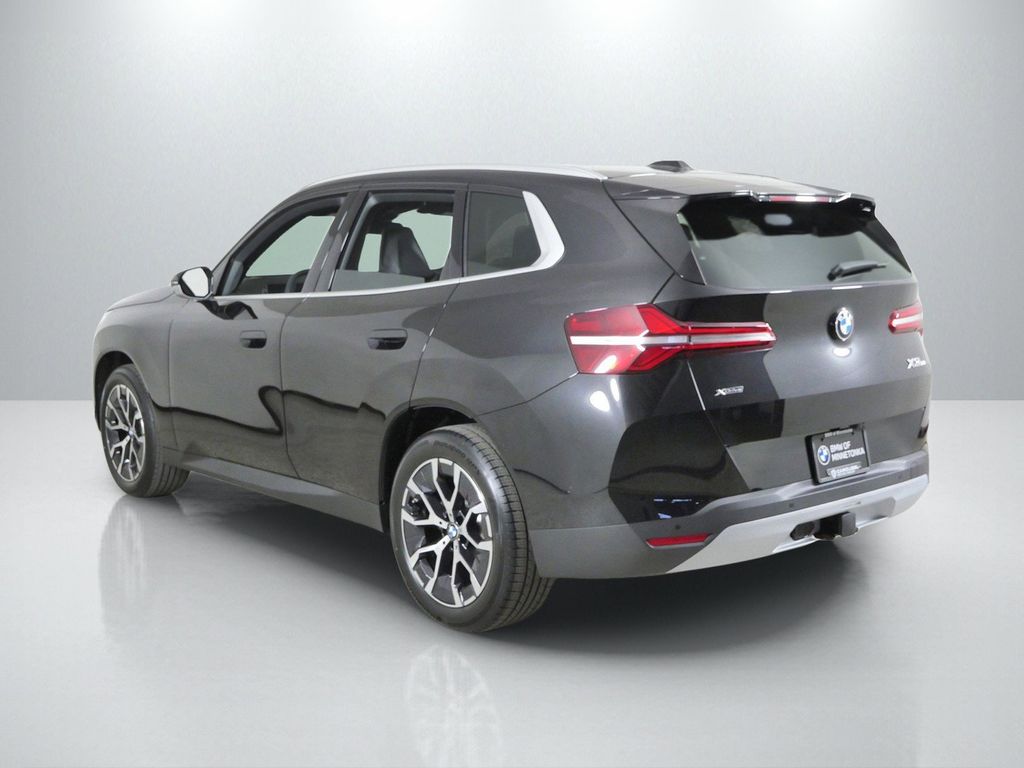 Thumbnail: 2026 BMW X3 - 14