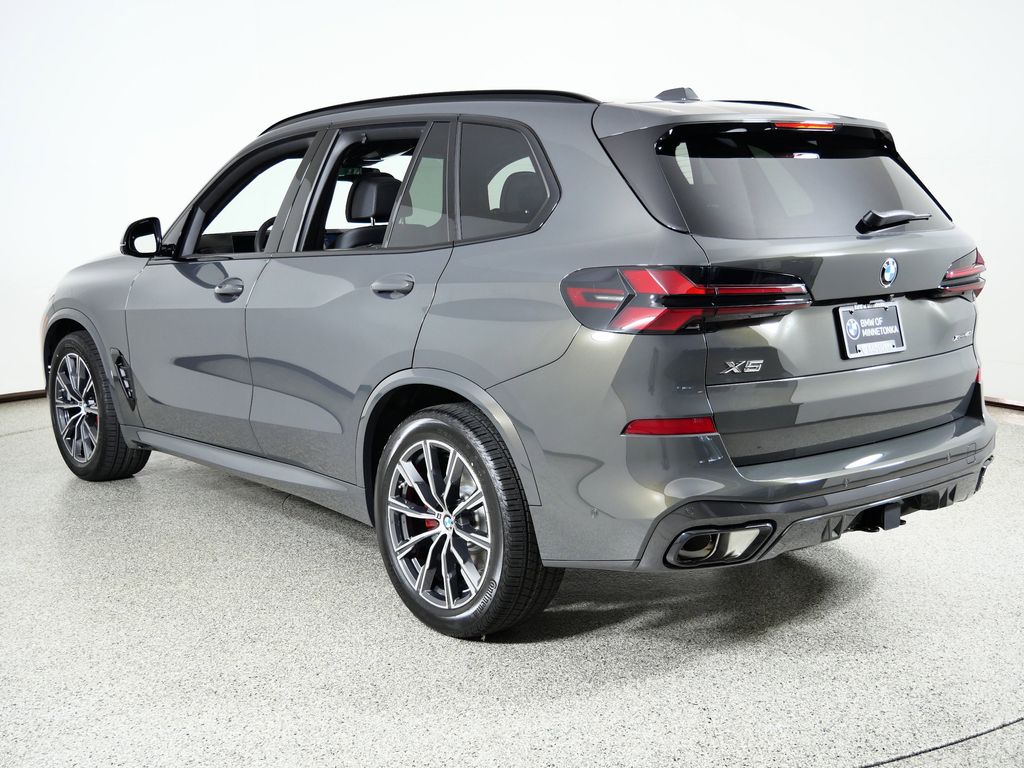 Thumbnail: 2026 BMW X5 - 14