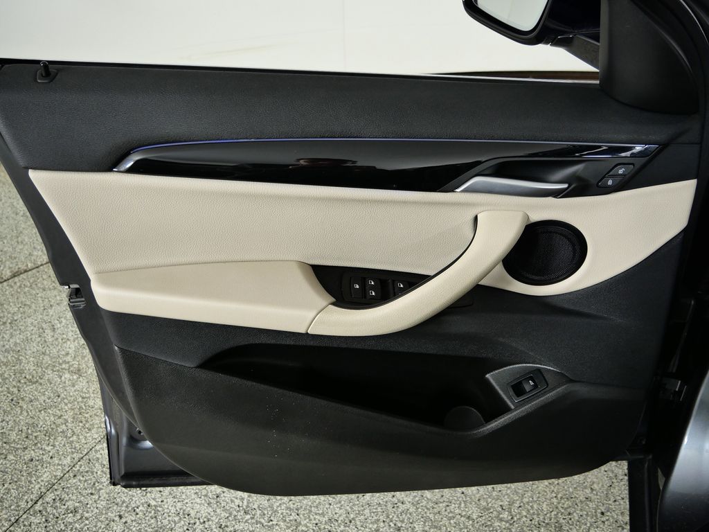 Thumbnail: 2020 BMW X2 - 33