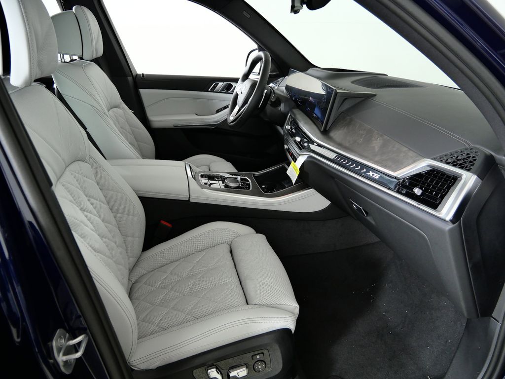 Thumbnail: 2026 BMW X5 - 20