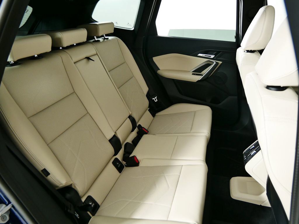 Thumbnail: 2025 BMW X1 - 26