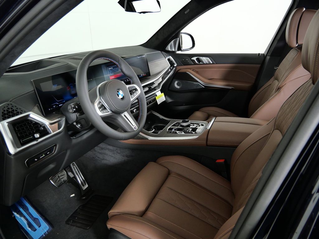 Thumbnail: 2026 BMW X7 - 37