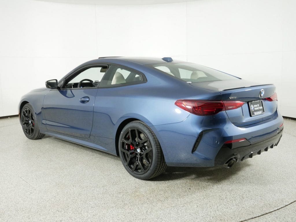 Thumbnail: 2025 BMW 4 Series - 15