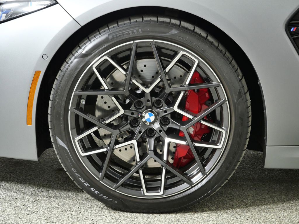 Thumbnail: 2024 BMW M8 - 18