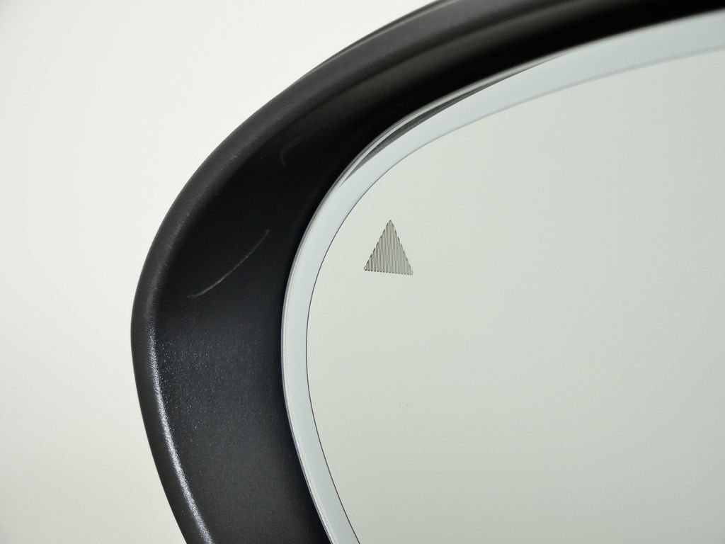 Thumbnail: 2017 Alfa Romeo Giulia - 37