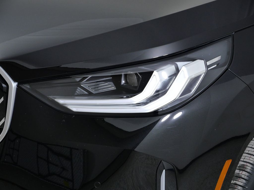 Thumbnail: 2026 BMW X3 - 3