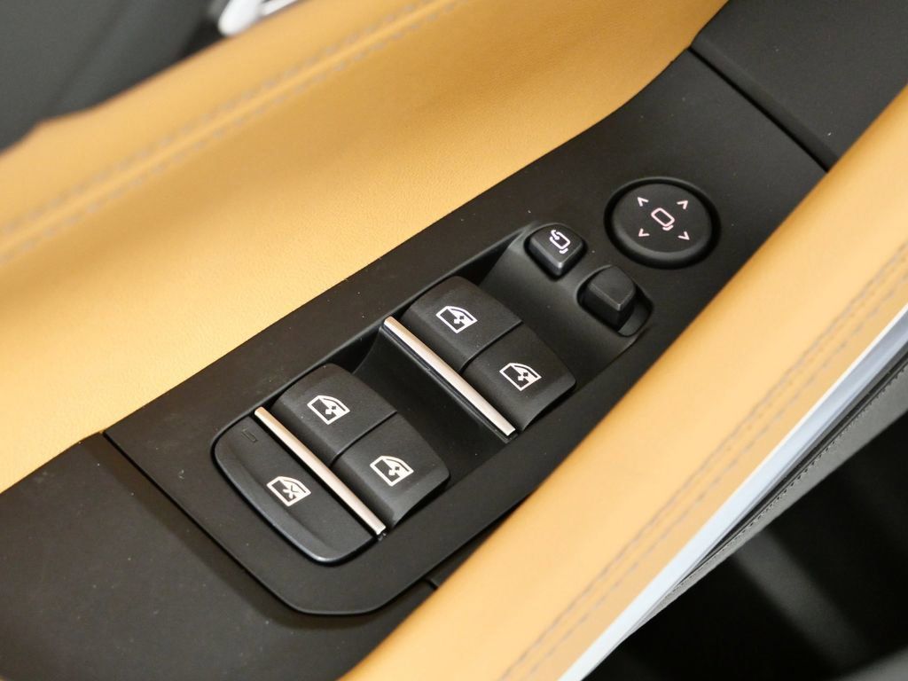 Thumbnail: 2026 BMW X6 - 38