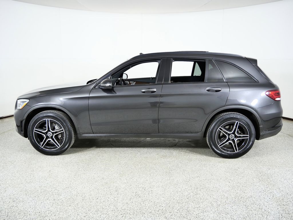 Thumbnail: 2021 Mercedes-Benz GLC - 16