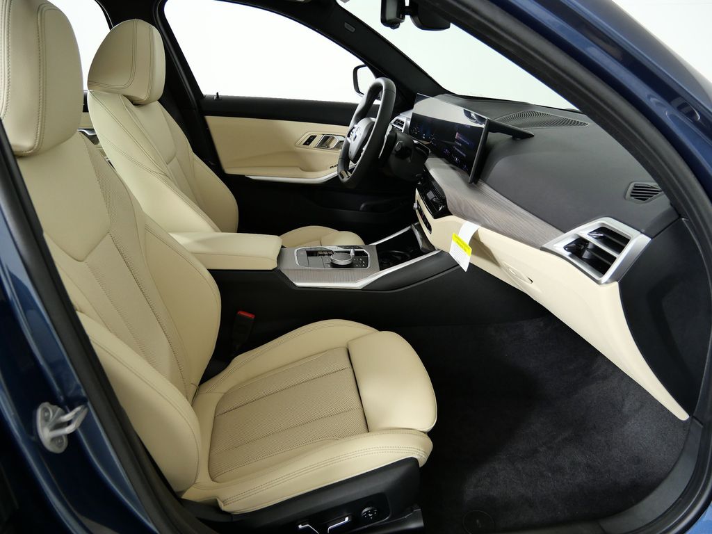 Thumbnail: 2026 BMW 3 Series - 20