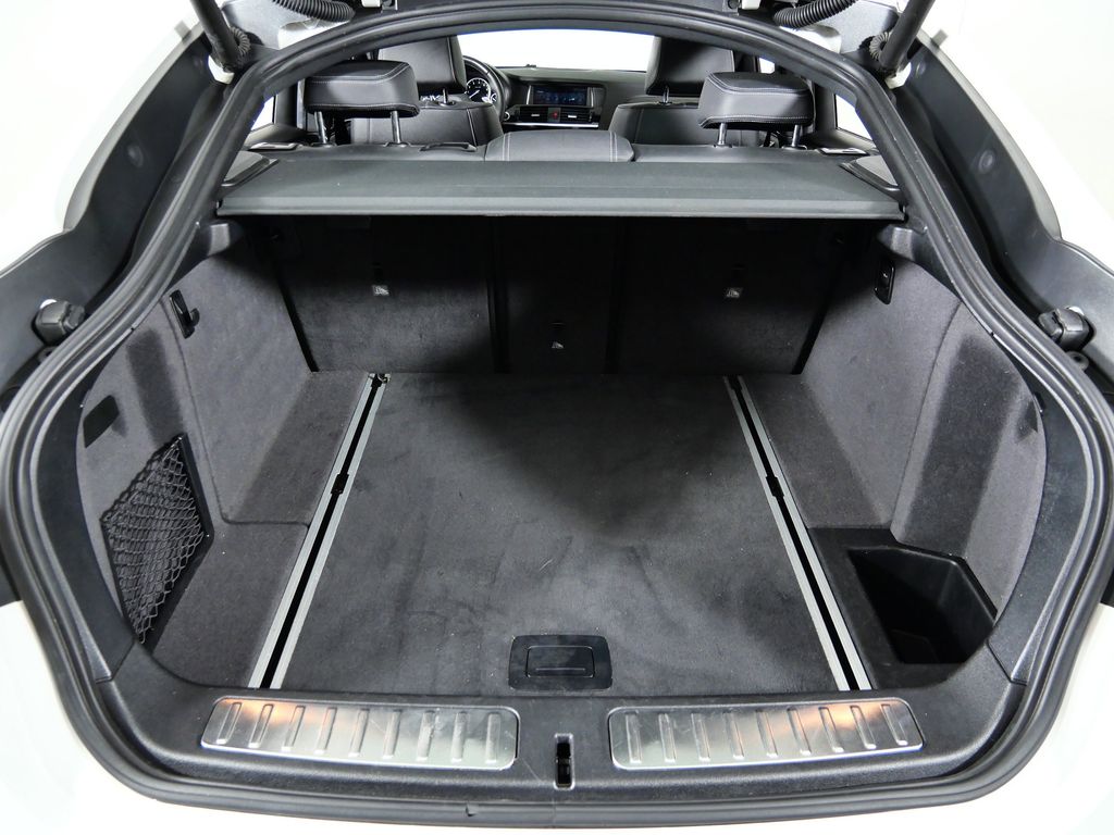 Thumbnail: 2017 BMW X4 - 28