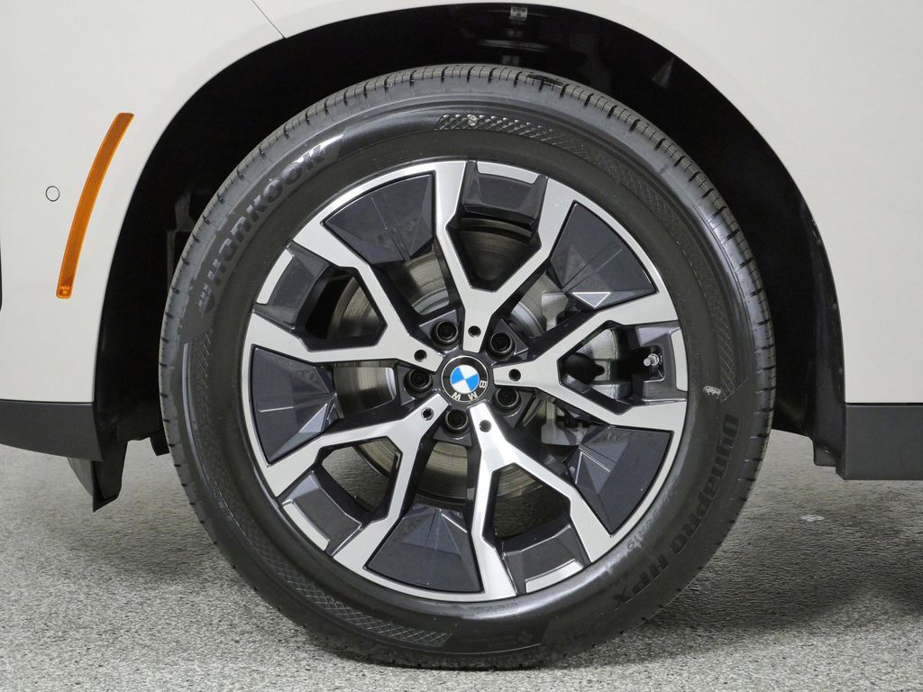 Thumbnail: 2026 BMW X3 - 16