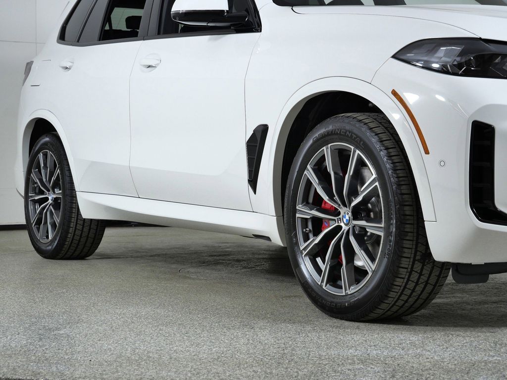 Thumbnail: 2026 BMW X5 - 6
