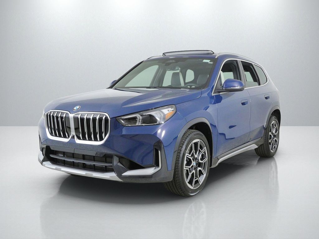 Thumbnail: 2026 BMW X1 - 1