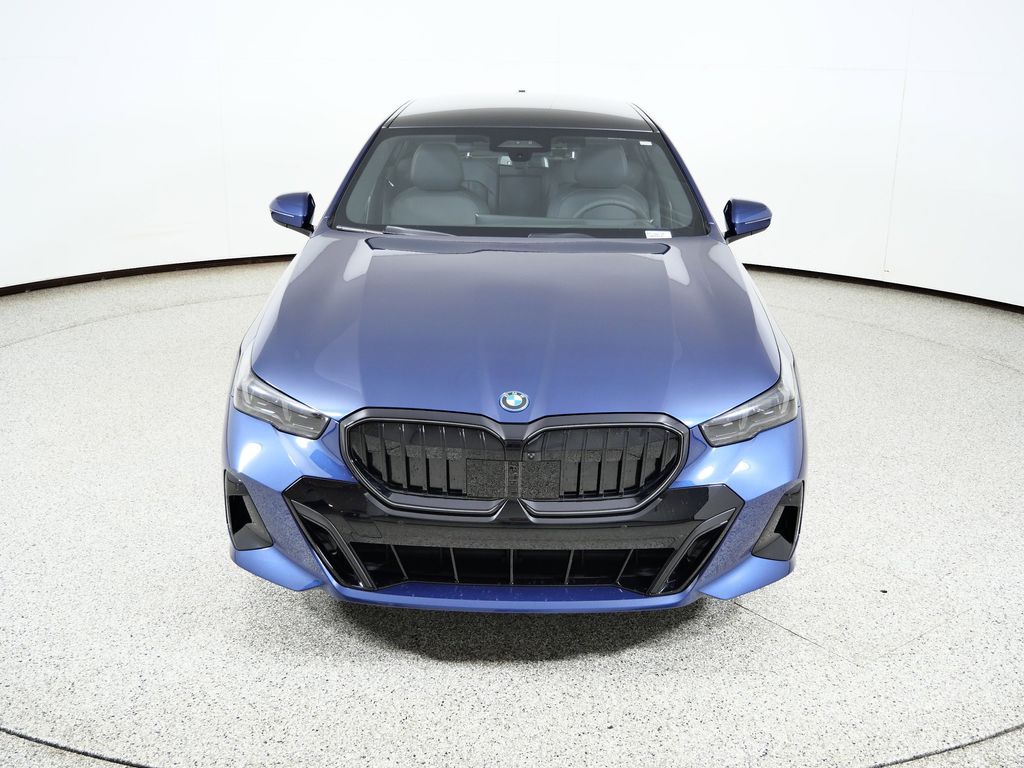 Thumbnail: 2026 BMW 5 Series - 16