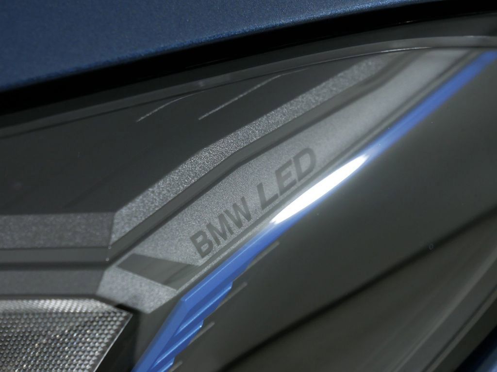Thumbnail: 2025 BMW 4 Series - 19