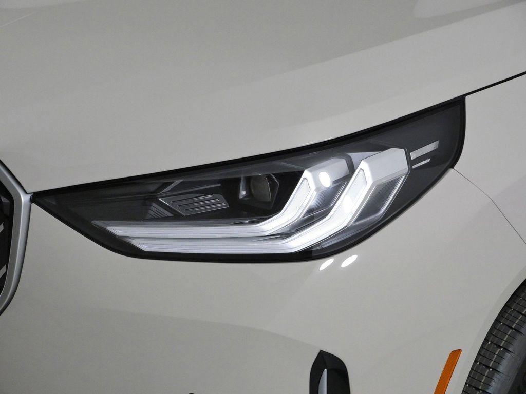 Thumbnail: 2026 BMW X3 - 3