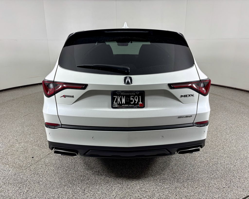 Thumbnail: 2022 Acura MDX - 6
