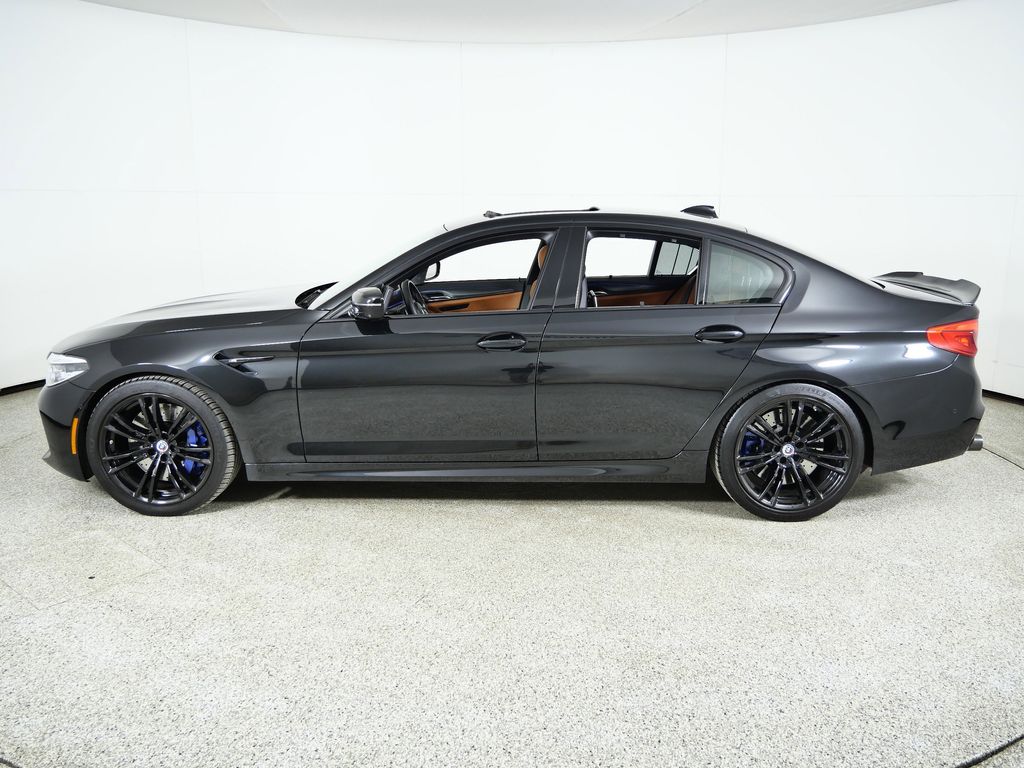 Thumbnail: 2019 BMW M5 - 15