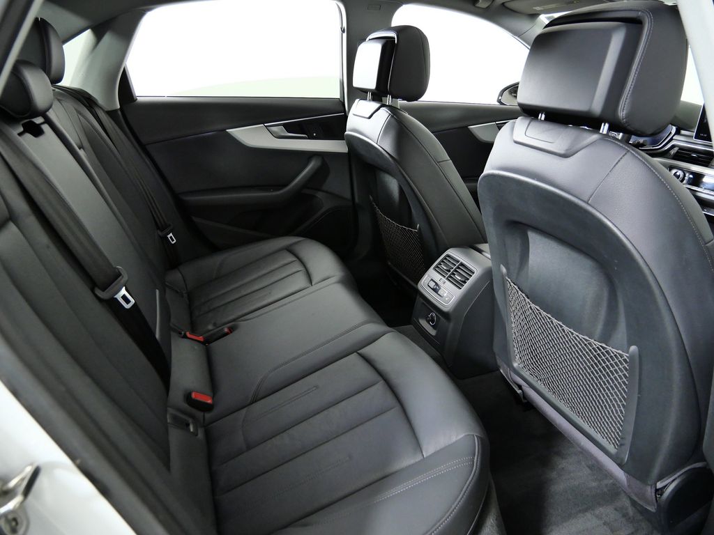 Thumbnail: 2017 Audi A4 - 27