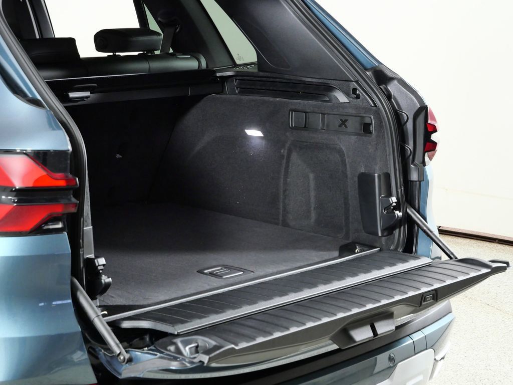 Thumbnail: 2026 BMW X5 - 31