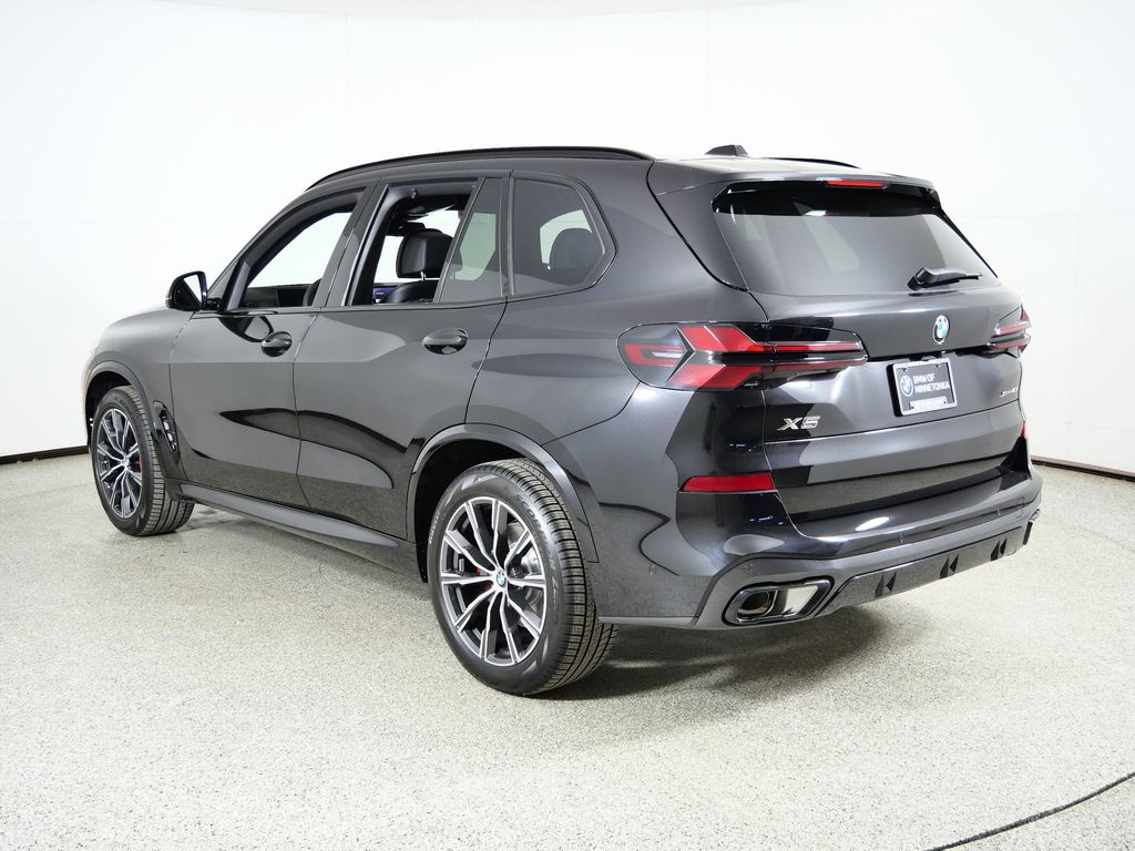 Thumbnail: 2026 BMW X5 - 14