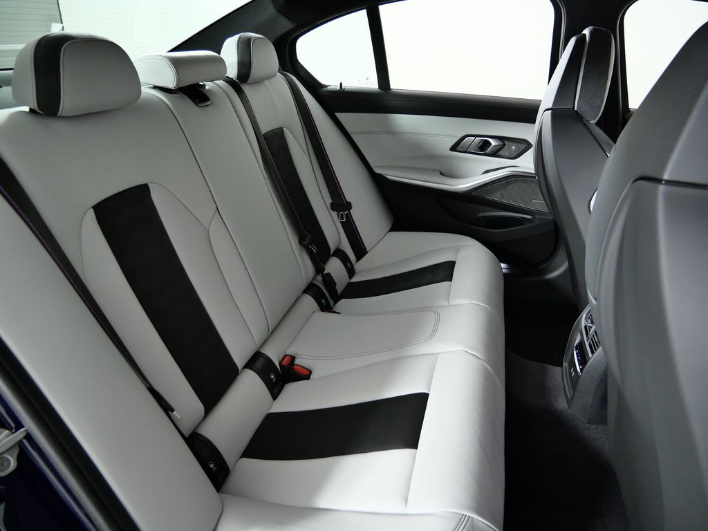 Thumbnail: 2026 BMW M3 - 25