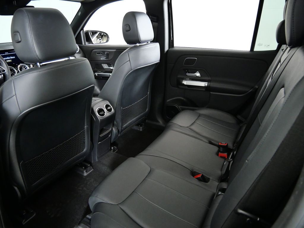 Thumbnail: 2022 Mercedes-Benz EQB - 31