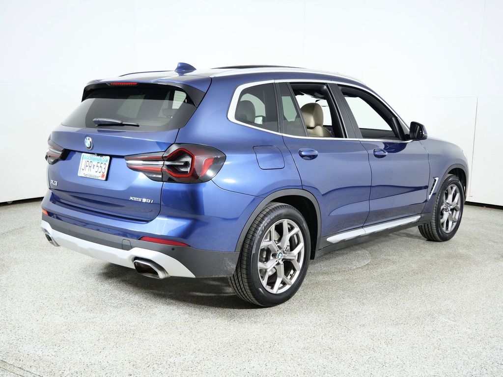 Thumbnail: 2022 BMW X3 - 11