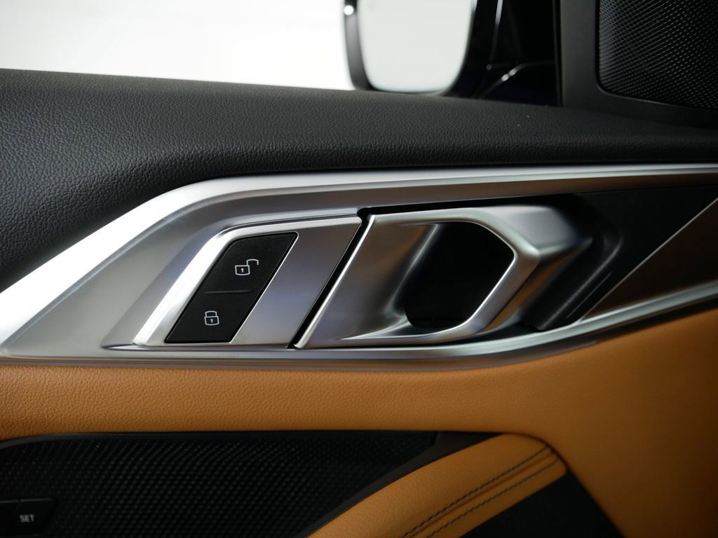 Thumbnail: 2025 BMW 4 Series - 33