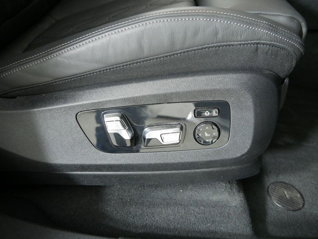 2023 BMW X6 xDrive40i 27