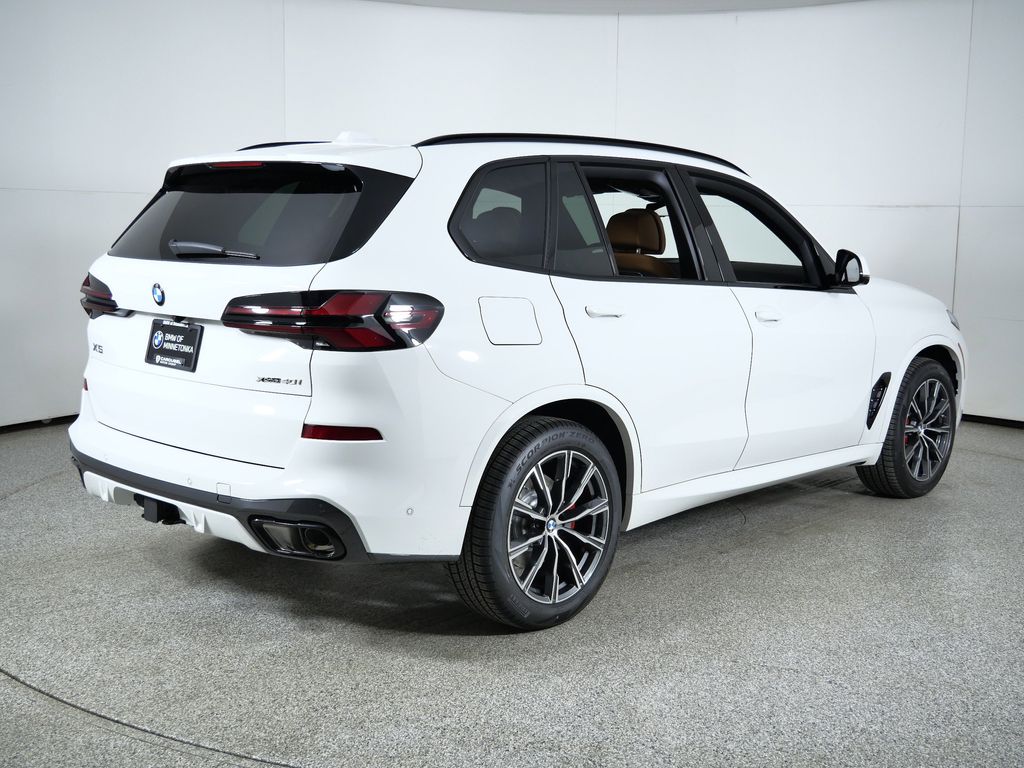 Thumbnail: 2026 BMW X5 - 9