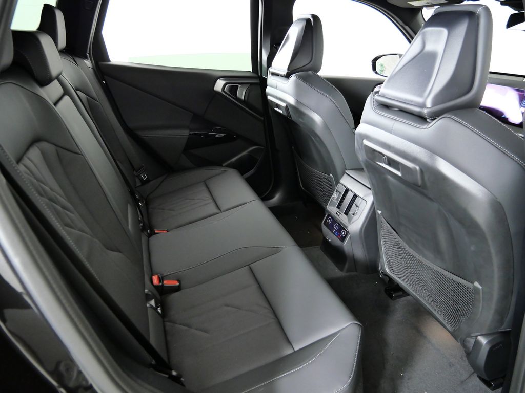 Thumbnail: 2026 BMW X3 - 24