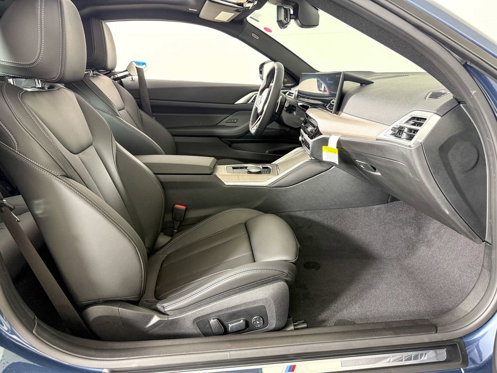 Thumbnail: 2026 BMW 4 Series - 24