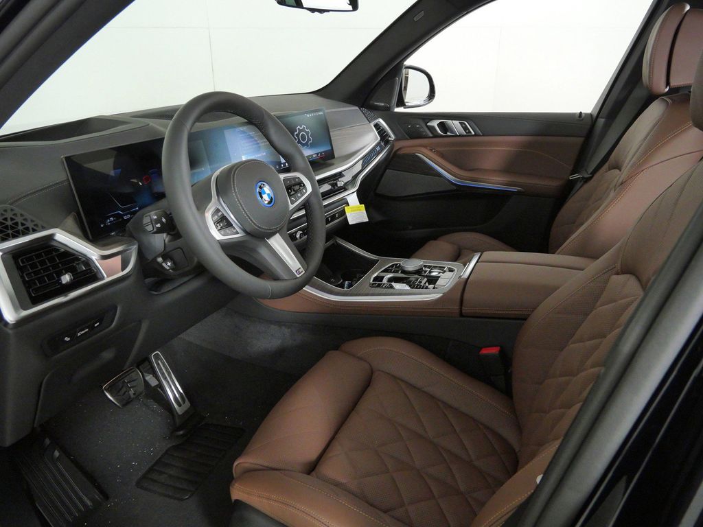 Thumbnail: 2026 BMW X5 - 35