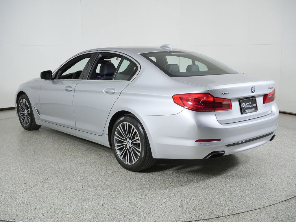 Thumbnail: 2017 BMW 5 Series - 15